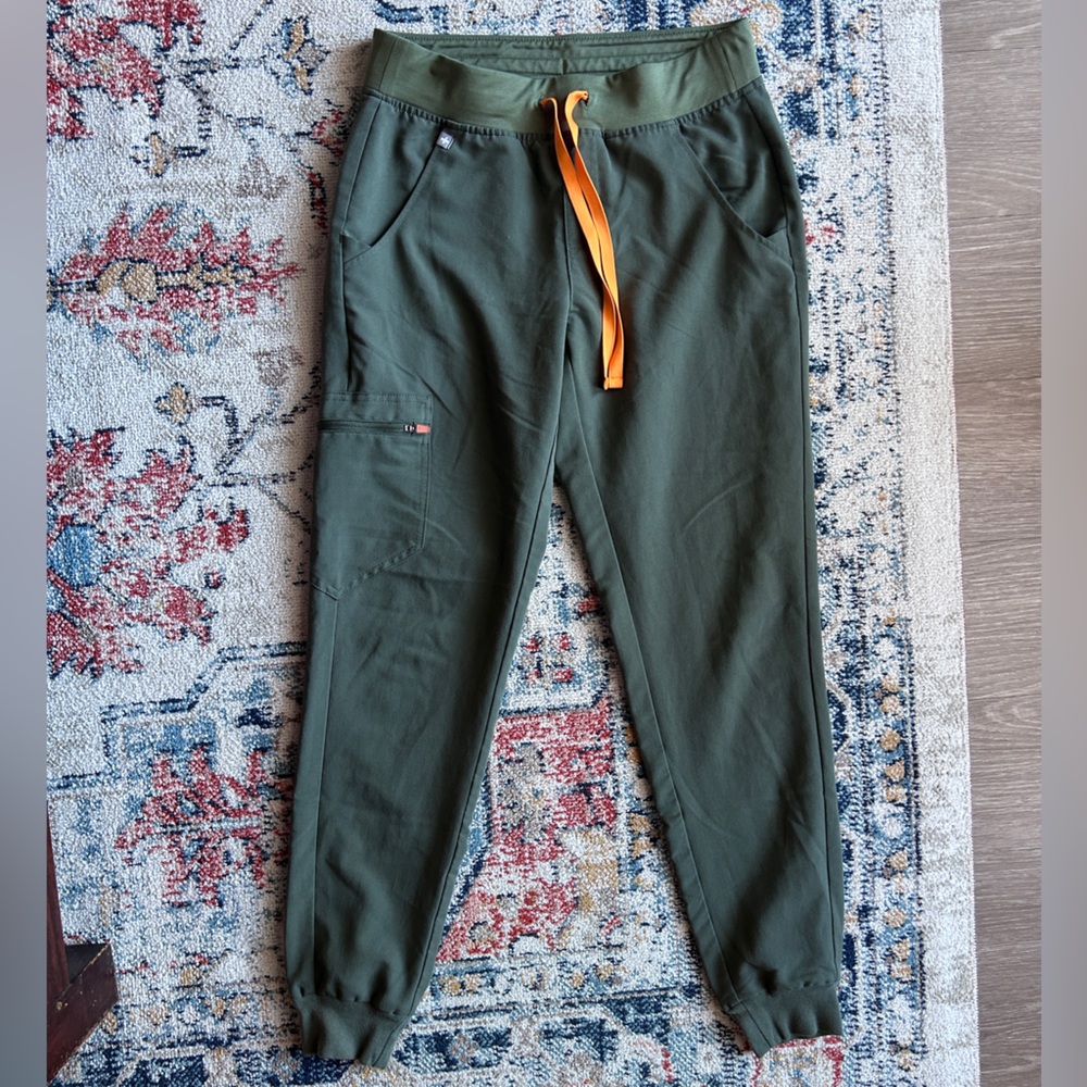 Figs scrub pants